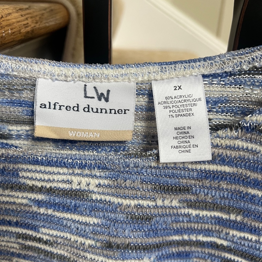 Aflred Dunner Women's Blue Striped Plus Size Pullover Sweater Women's size 2X - Picture 2 of 4